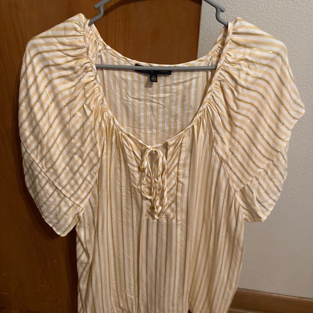 Yellow gold white shirt